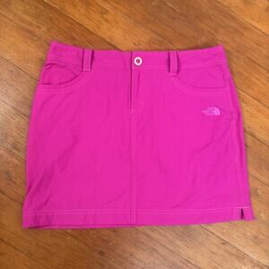 The North Face Fuchsia Mini Skirt Shorts Mountain Cazh Hiking Gorpcore 8
